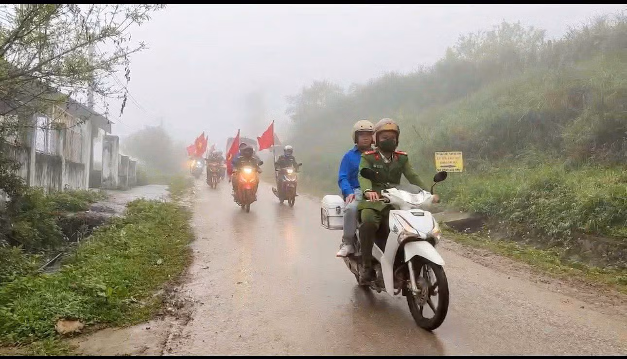 Công an xã Na Ngoi: Điểm tựa bình yên của nhân dân -0