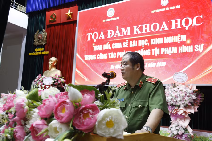 Truyền lửa nghề và chia sẻ kinh nghiệm phòng ngừa, trấn áp tội phạm từ sớm, từ xa -0