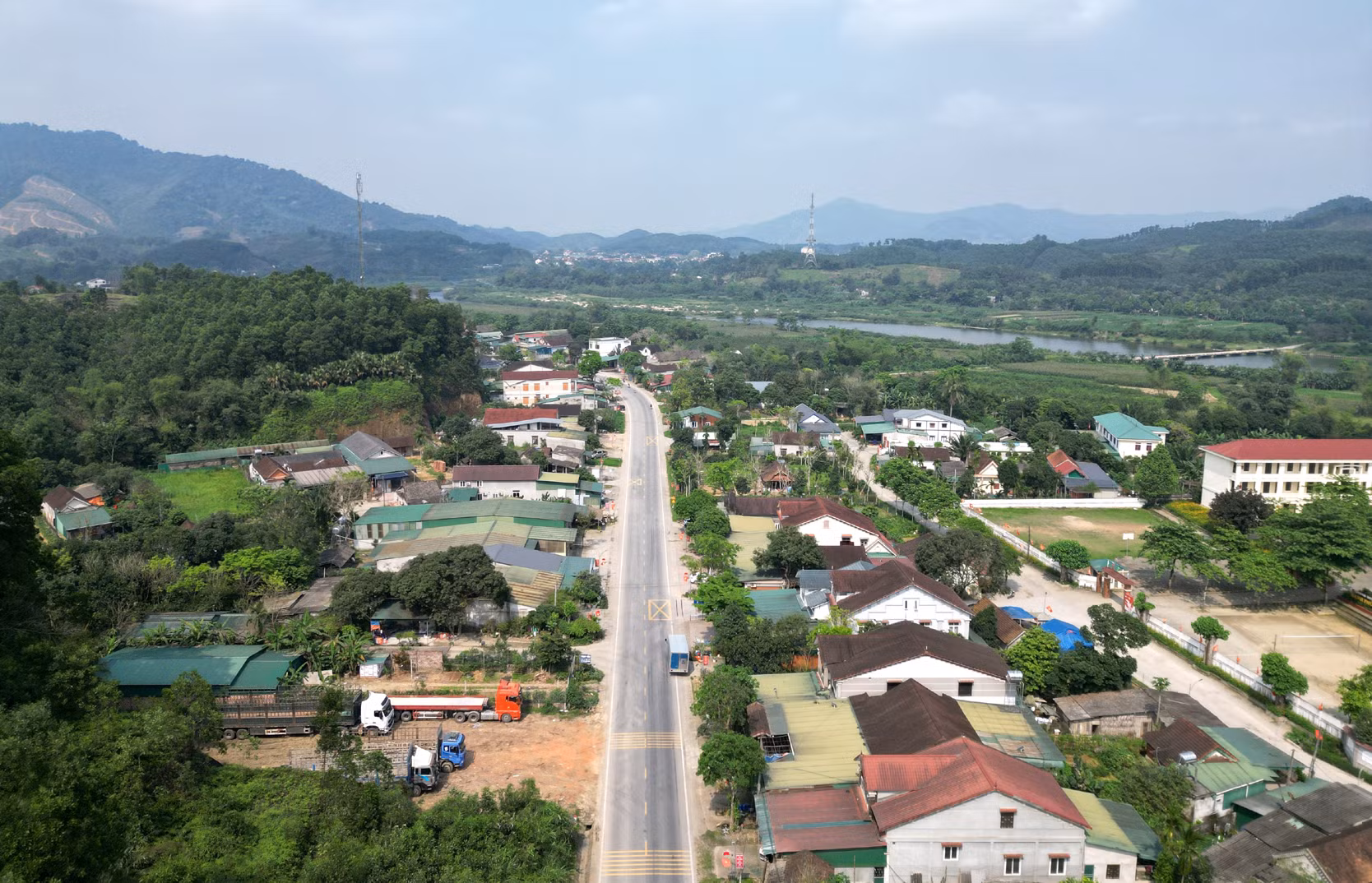 Nguy cơ phát sinh điểm nóng từ việc “chây ỳ” bồi thường thi công dự án QL8A -0