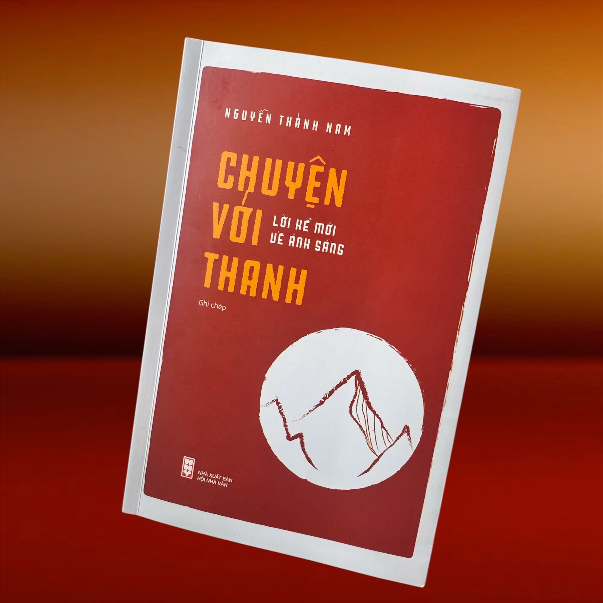 Khi lịch sử trở thành câu hỏi của hiện tại -0