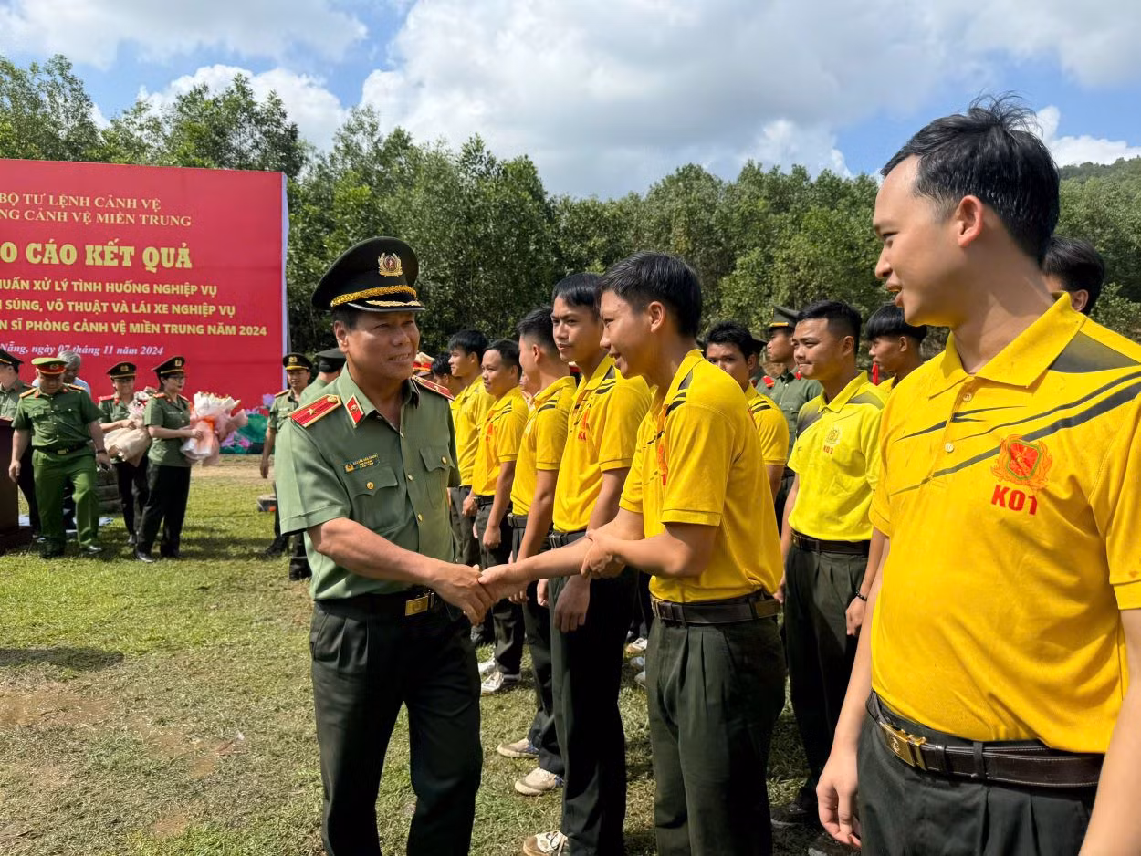“Xây dựng lực lượng Cảnh vệ trong sạch, vững mạnh, chính quy, tinh nhuệ, hiện đại” -0