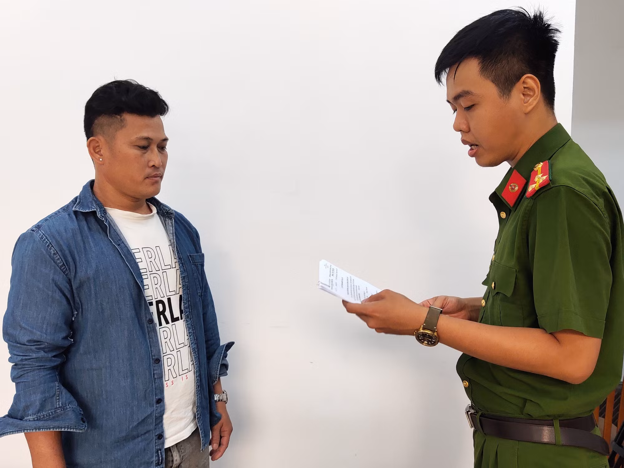 Triệt phá đường dây khai thác, mua bán cát trái phép, thu lợi bất chính nhiều tỷ đồng -1