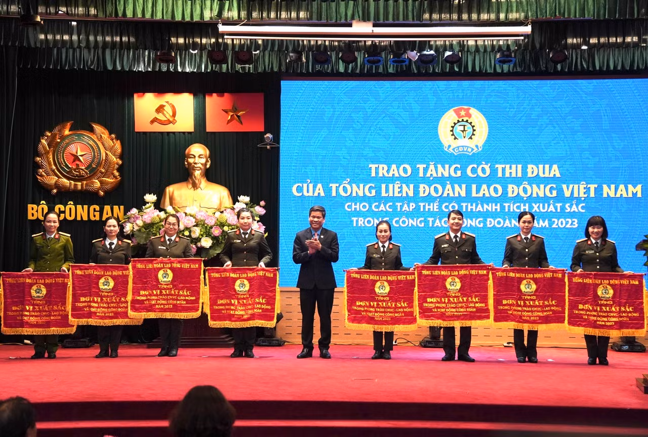 Phát huy tốt vai trò đại diện, chăm lo, bảo vệ quyền lợi cho người lao động trong CAND -0