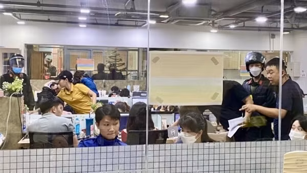 Triệt phá đường dây cho vay lãi nặng do người nước ngoài điều hành, bắt giữ gần 200 đối tượng
