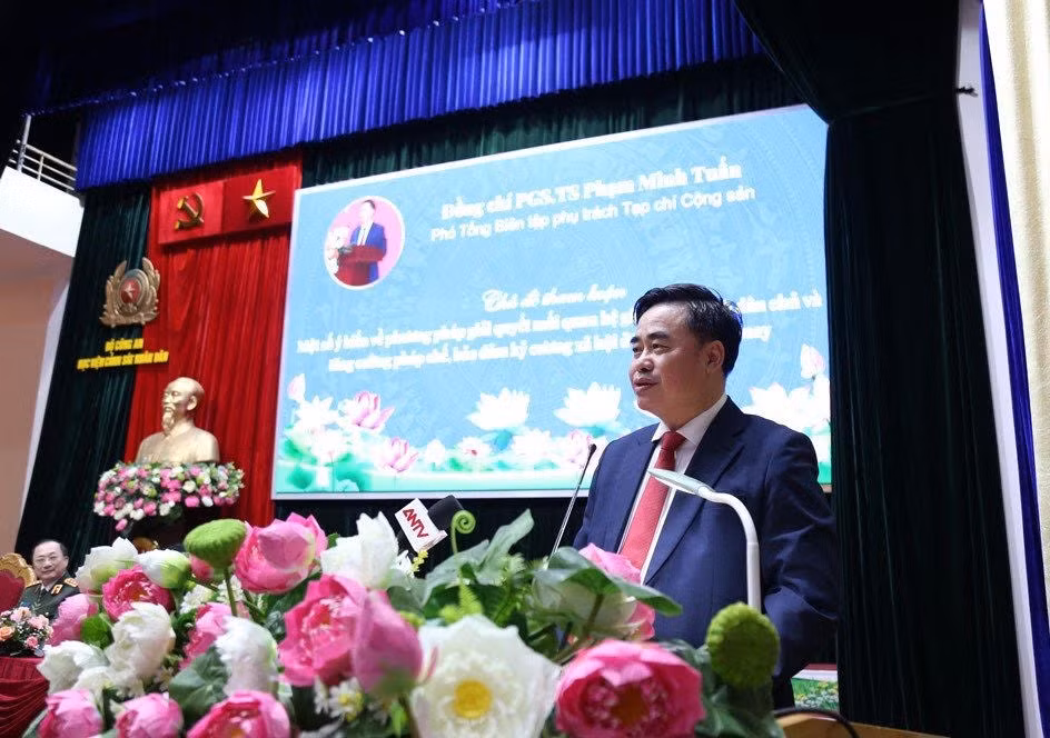 Giải quyết tốt mối quan hệ giữa thực hành dân chủ và tăng cường pháp chế, bảo đảm kỷ cương xã hội -0