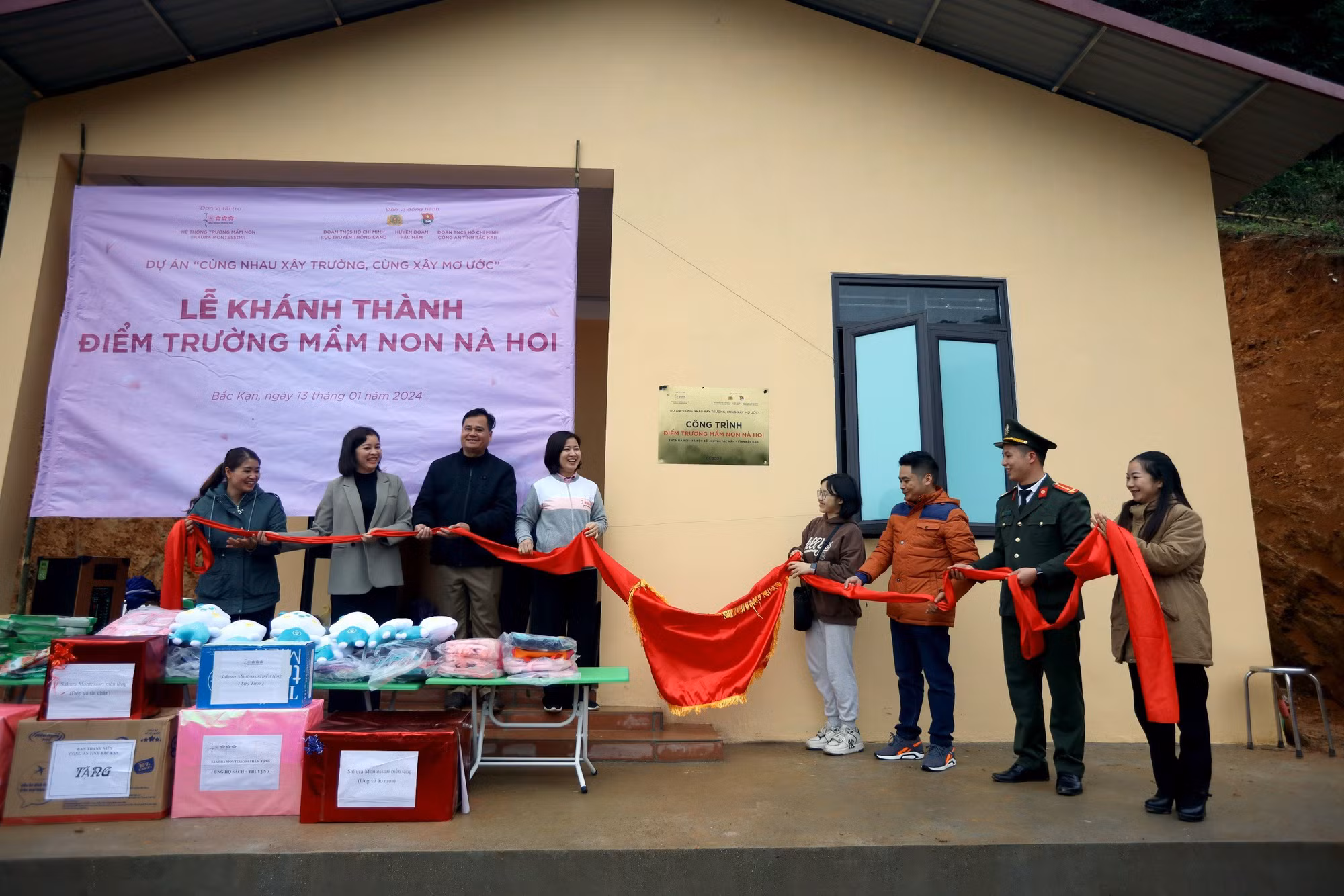 Góp gạch xây trường, vun đắp ước mơ cùng trẻ em vùng cao - 0