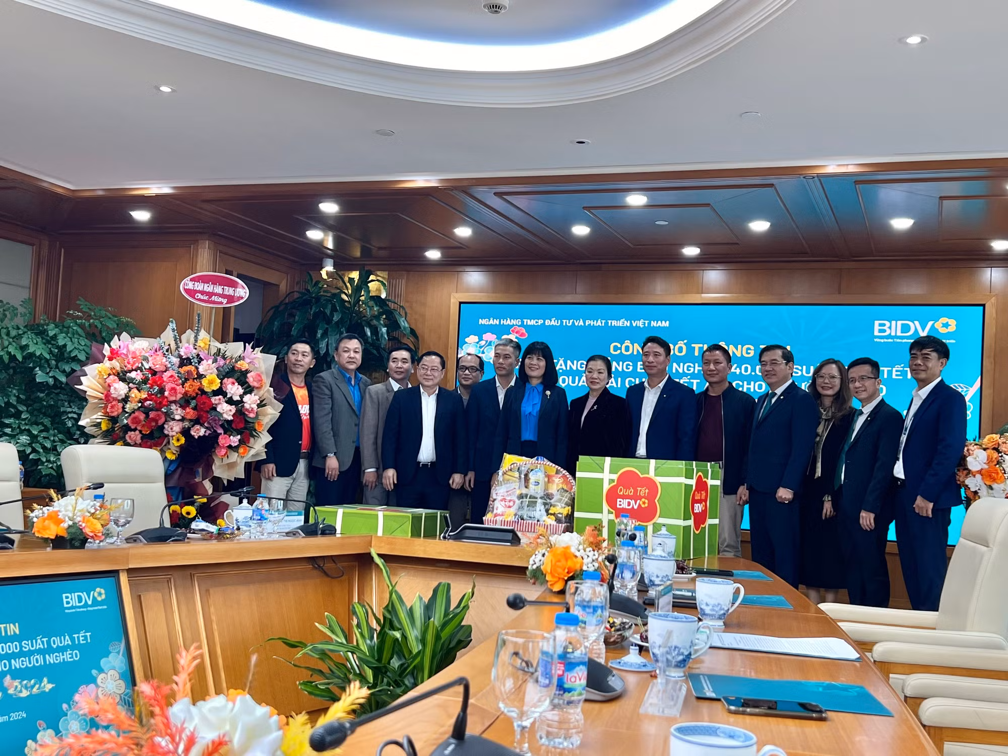 BIDV dành 20 tỷ đồng tặng quà Tết đồng bào nghèo Xuân Giáp Thìn 2024 -0