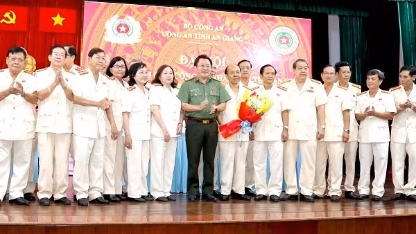 Thành lập Hội Cựu CAND tỉnh An Giang