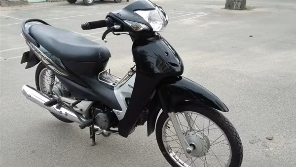 Tìm chủ sở hữu xe Wave màu đen và xe Nova màu đỏ đen ảnh 3