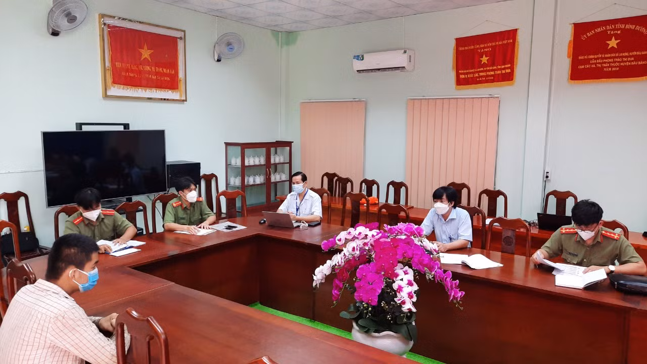 Xử phạt nhiều trường hợp xúc phạm người thi hành công vụ -0