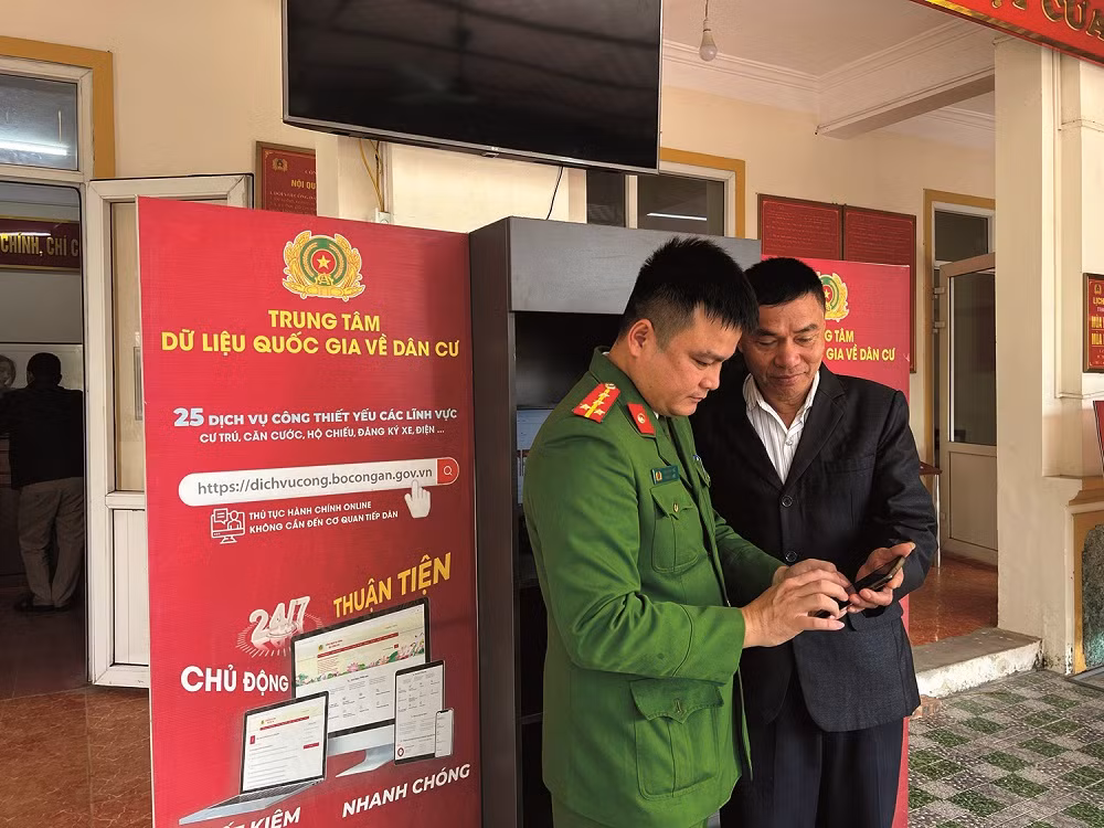 Hiệu quả từ triển khai Đề án 06 đến câu chuyện chuyển đổi số ở Hưng Nguyên_CAND Tet_L3 -0