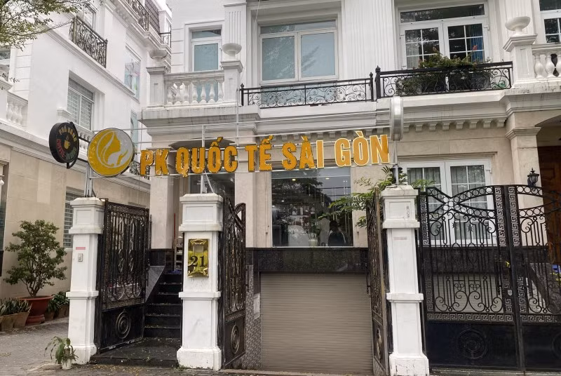 Nhà cá nhân, cơ sở bị xử phạt, đình chỉ vì khám bệnh, chữa bệnh “chui” và quảng cáo “lụi” -0