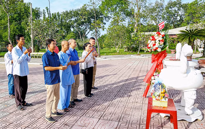 Chú tiểu “cách mạng nòi” và ký ức Đức Hòa kiên trung -0