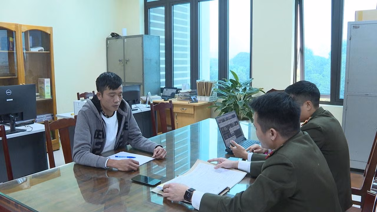 Liên tiếp xử lý các nhóm “báo chốt”- cảnh sát giao thông -0
