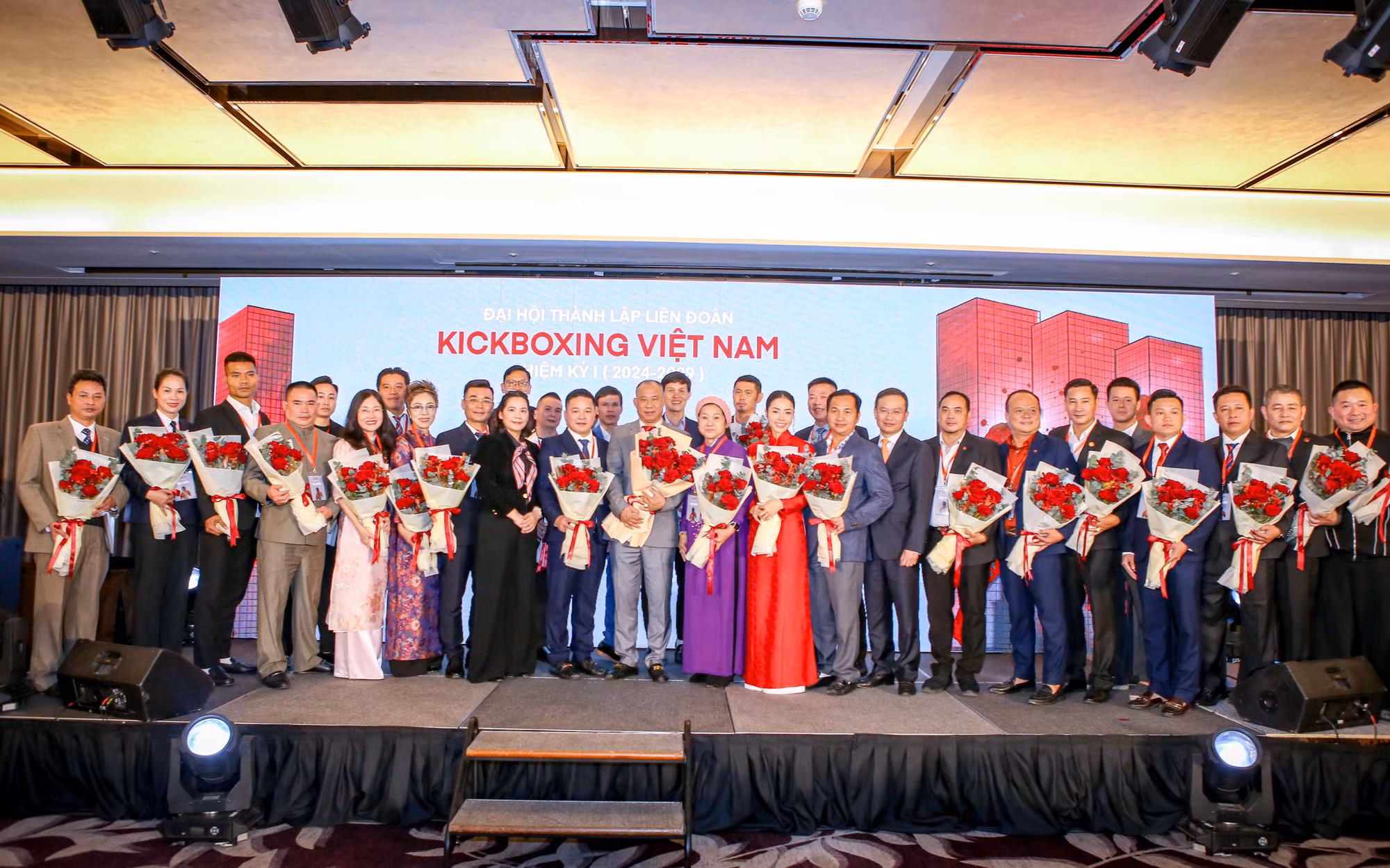 6c9632da-9fb8-45db-bf07-4a540e4ab8d6.jpg -0