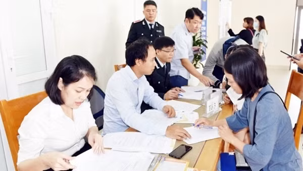 Cần cơ chế đặc thù cho hơn 200 nghìn người đang bị nợ BHXH
