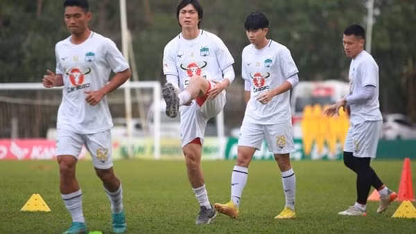Hoàng Anh Gia Lai dọa bỏ V.League và những hệ lụy