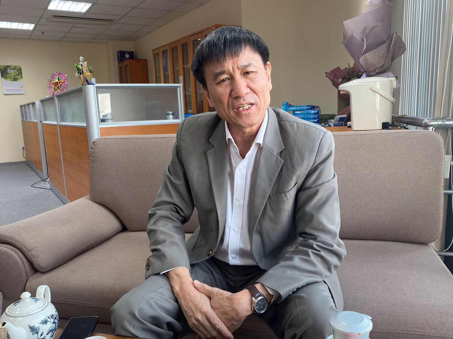 ong le dinh quang.jpg -0