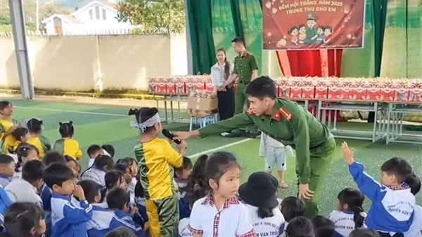 ke_chuyen_2-1759192611640.jpg