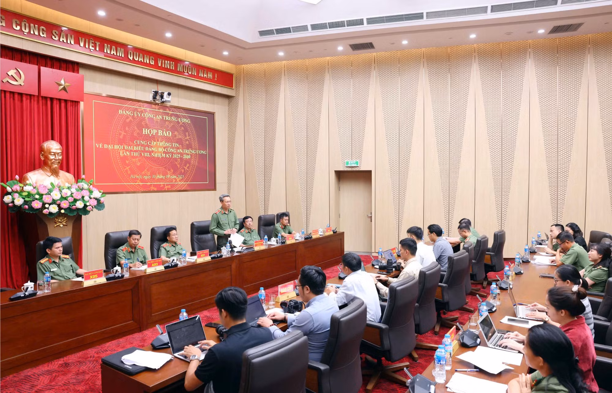 Văn kiện Đại hội Đảng bộ Công an Trung ương sẽ ngắn gọn, giảm hàn lâm, có tính chiến đấu cao -0