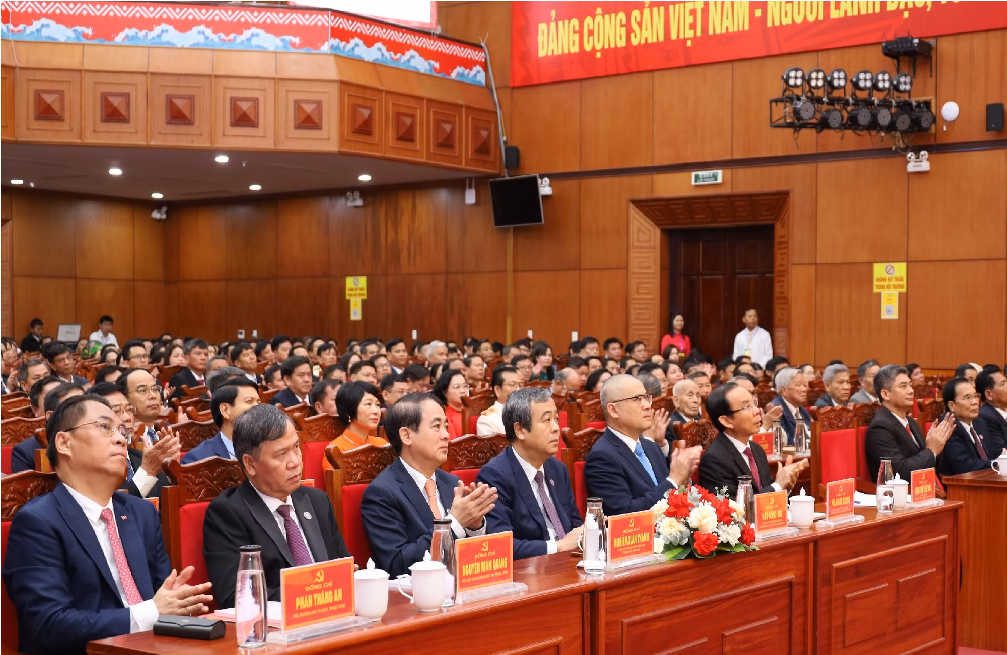 Khai mạc Đại hội Đảng bộ tỉnh Đắk Lắk lần thứ I, nhiệm kỳ 2025-2030 -0