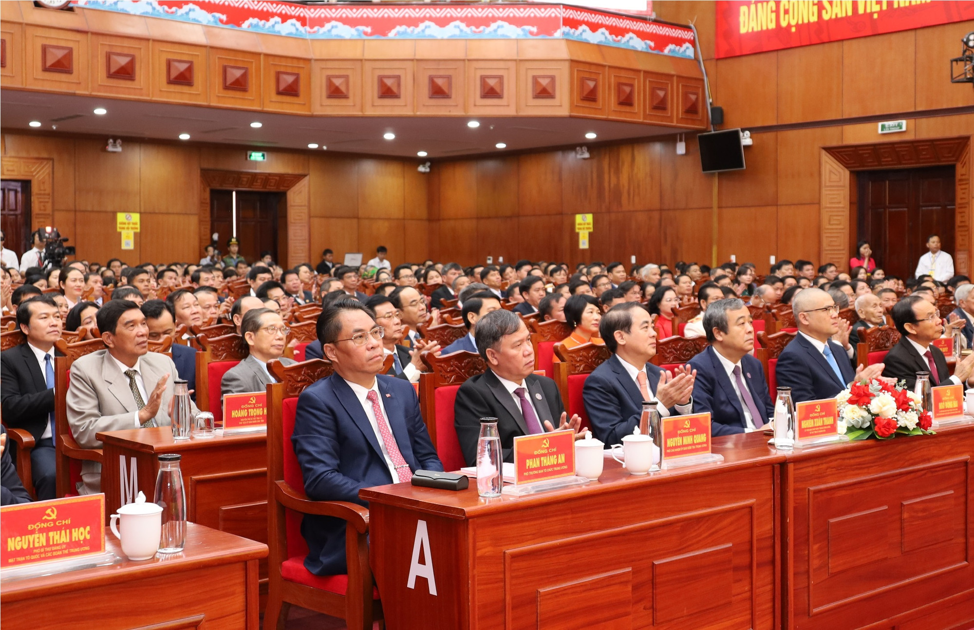 Đồng chí Nguyễn Đình Trung giữ chức Bí thư Tỉnh uỷ Đắk Lắk nhiệm kỳ 2025-2030 -0