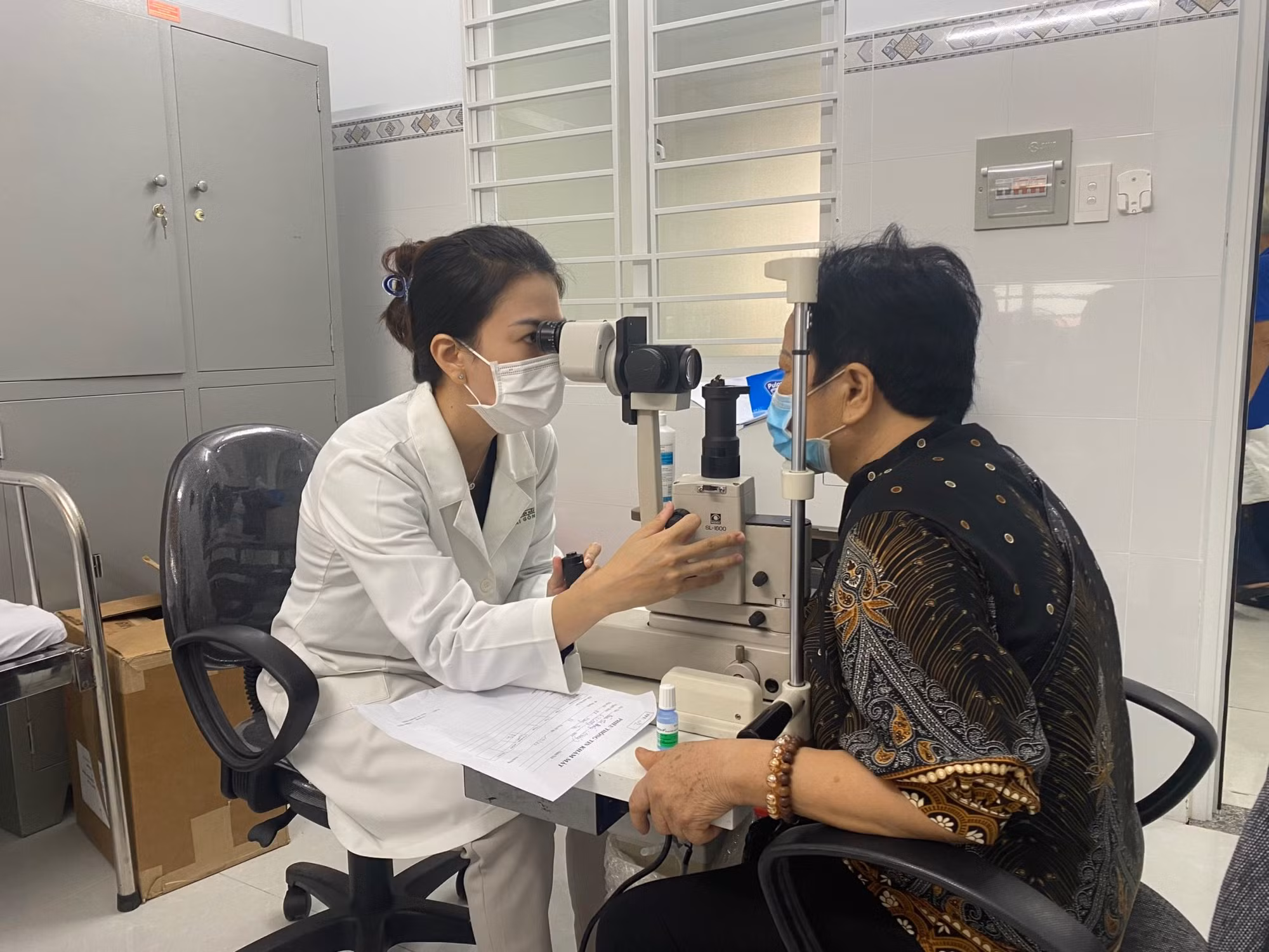 Công an tỉnh Bà Rịa-Vũng Tàu phối hợp tổ chức chương trình khám mắt miễn phí -0
