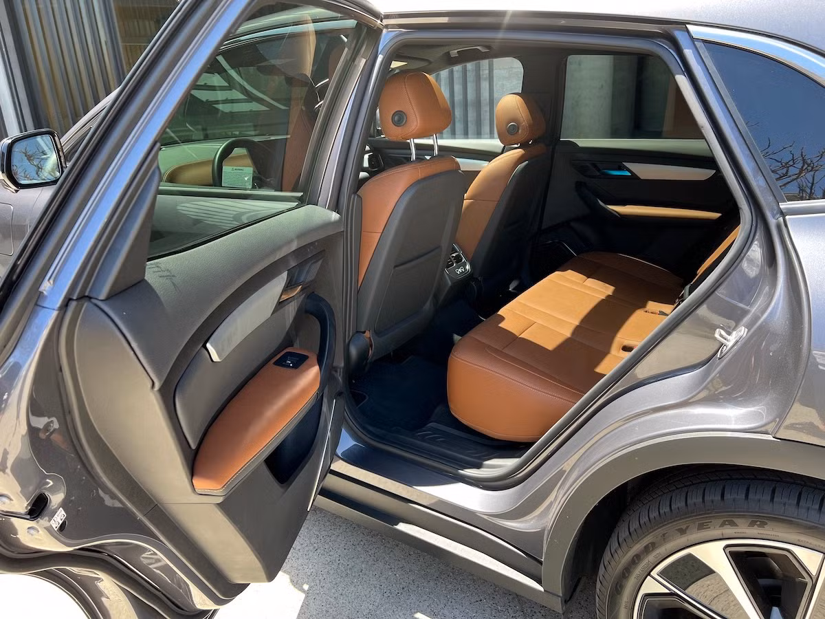 Bạn chưa bao giờ thấy một chiếc SUV điện bền vững, sáng tạo như thế này từ Việt Nam -0