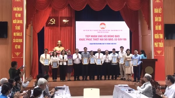TP Hồ Chí Minh tiếp nhận hơn 210 tỉ đồng hỗ trợ đồng bào vùng bão lũ