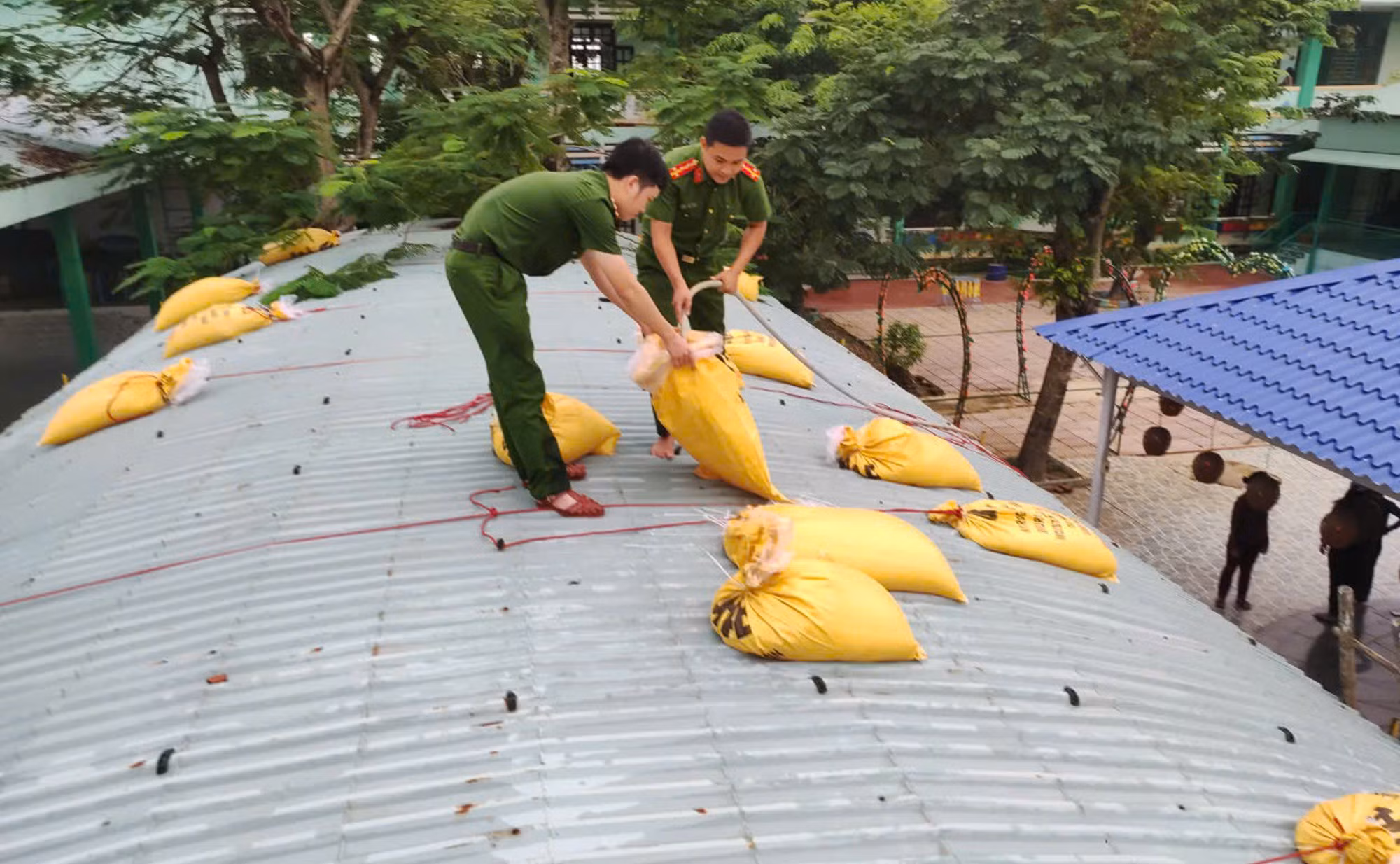 Đà Nẵng di dời hơn 1.180 hộ dân phòng, tránh bão số 13 -1