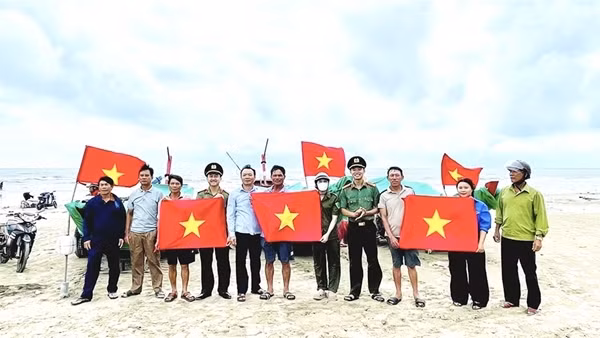 Hà Tĩnh huy động cả hệ thống chính trị chống khai thác IUU