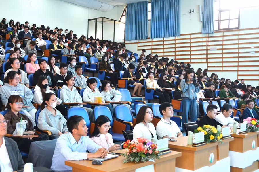 Ứng dụng công nghệ Blockchain và Trí tuệ nhân tạo trong kỷ nguyên số -0