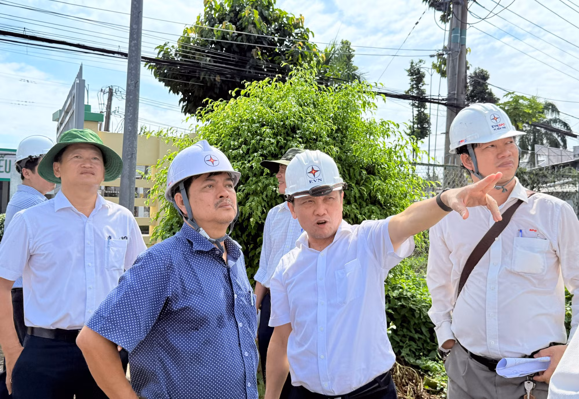 Tổng công ty Điện lực miền Nam quyết liệt trong công tác đầu tư xây dựng -0