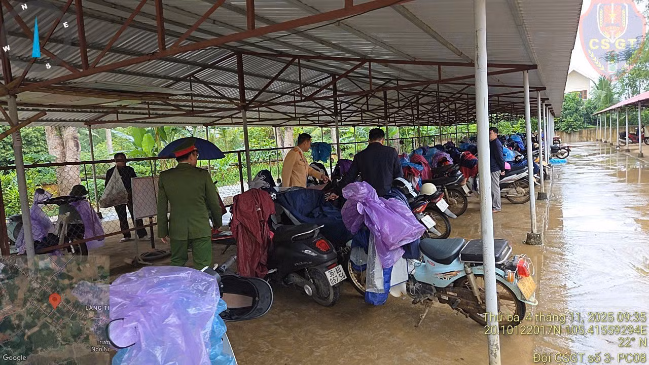 CSGT đồng loạt kiểm tra học sinh vi phạm an toàn giao thông -3