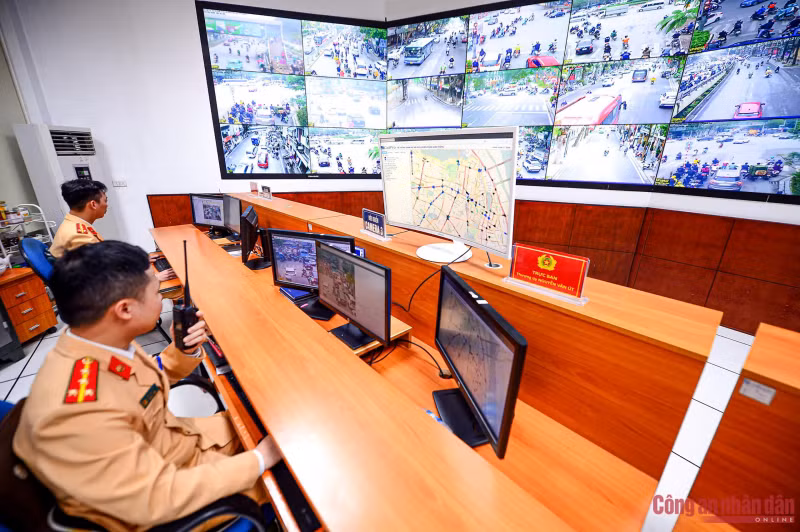 Đèn tín hiệu nhiều nơi ở Hà Nội không hiển thị đếm giây -0