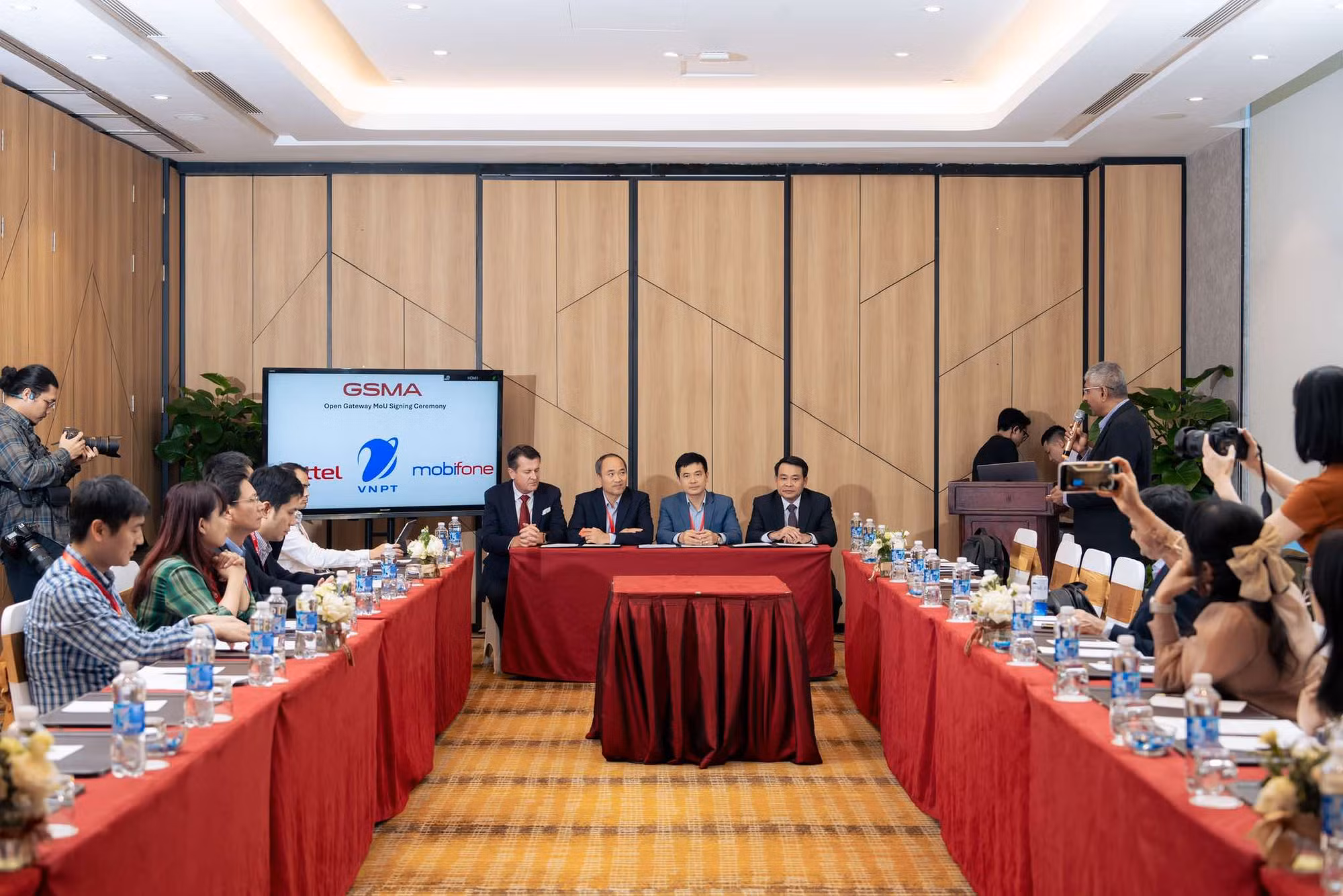 MobiFone hợp tác thúc đẩy đổi mới sáng tạo thông qua sáng kiến GSMA Open Gateway -0