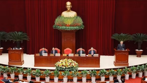Ban Chấp hành Trung ương Đảng thi hành kỷ luật cán bộ