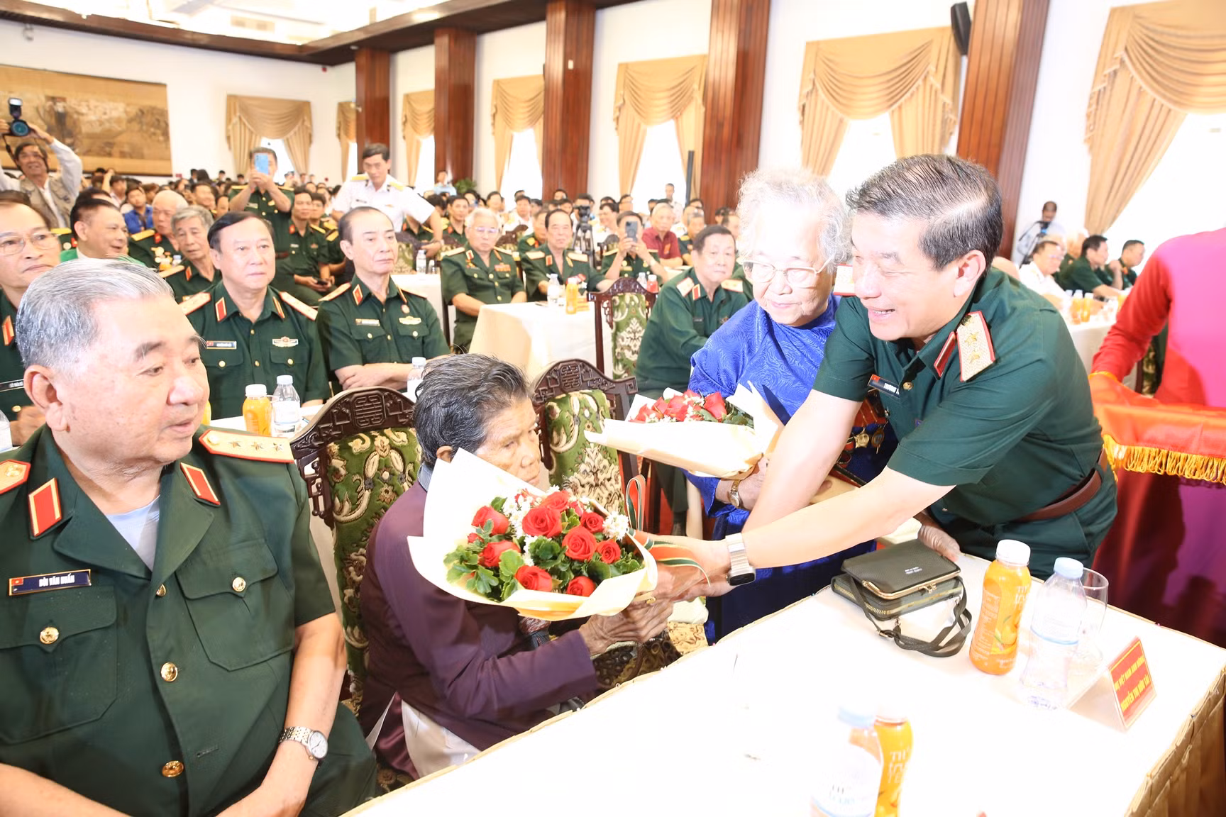 Chiến thắng ngày 30/4/1975 là cột mốc vĩ đại, niềm tự hào to lớn của dân tộc Việt Nam -2