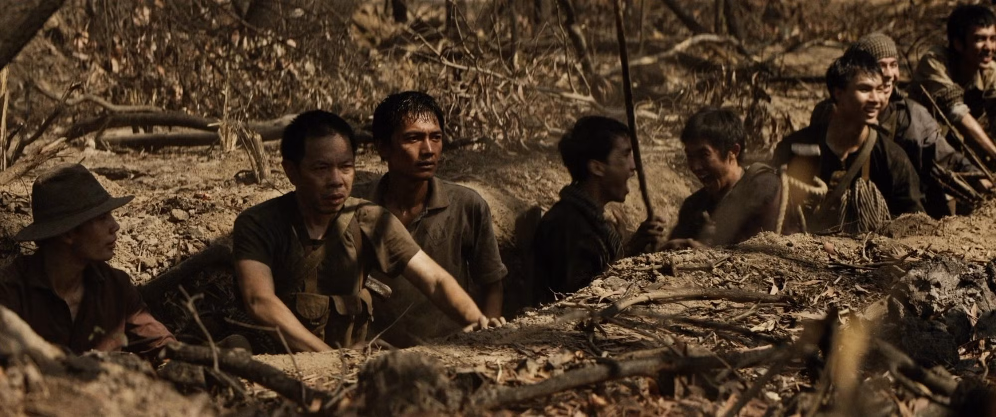 du%3fi ánh trang.jpg -1