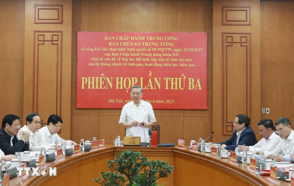 Tổng Bí thư: Phải đảm bảo hoạt động thông suốt trước, trong và sau sắp xếp -0