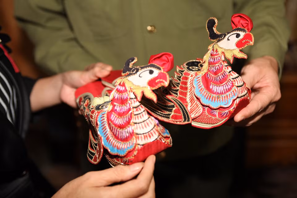 Sống vì nước, thác trợ muôn dân -0