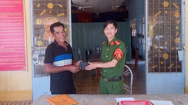 Nhiều việc làm hay, tấm lòng tốt lan toả ở Công an vùng biên