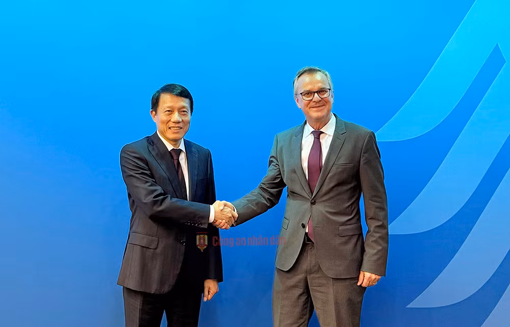 Tăng cường hợp tác với các cơ quan thực thi pháp luật Tây Ban Nha, CHLB Đức -0