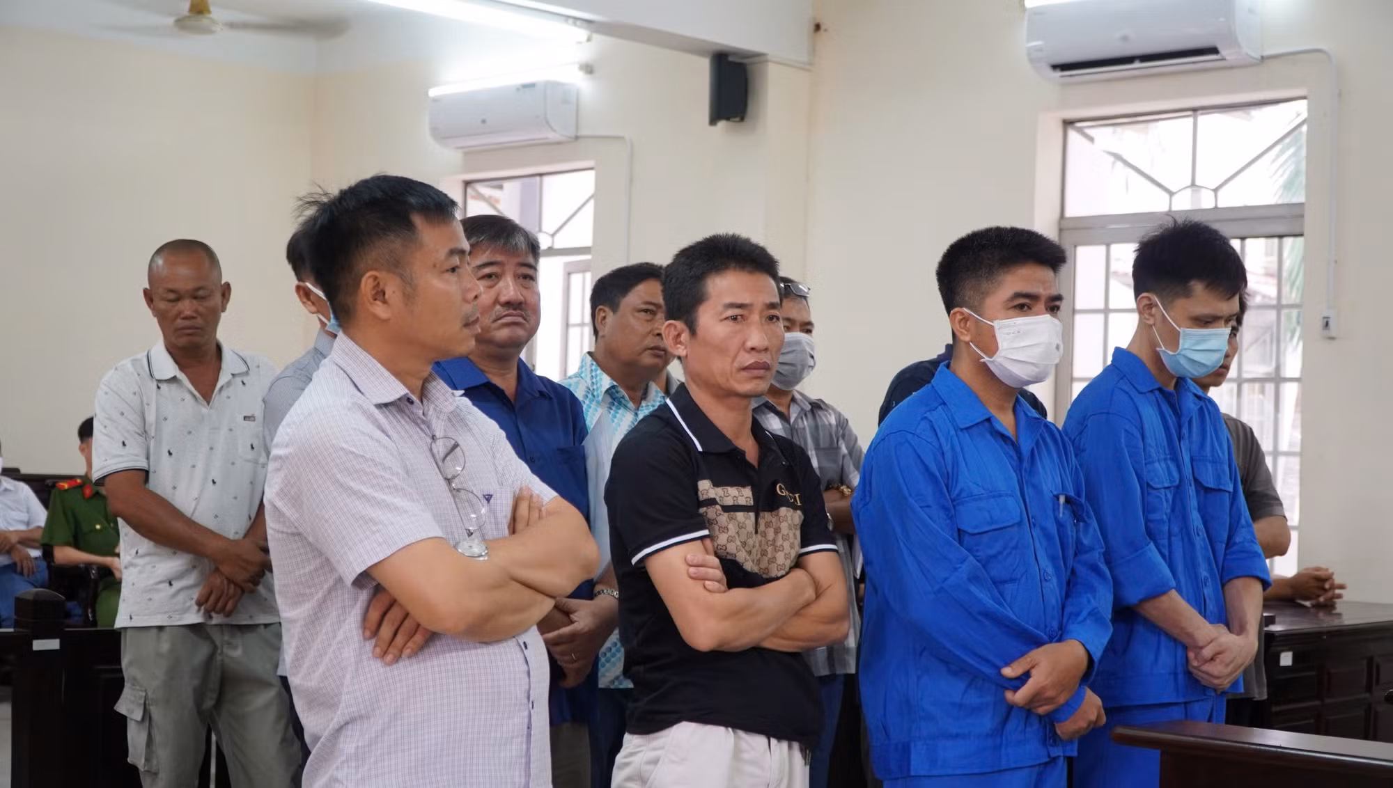 Nhận hối lộ, giám đốc và đăng kiểm viên Trung tâm Đăng kiểm 72-03D lãnh 6 năm tù -0