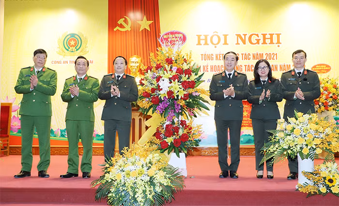 Công an tỉnh Yên Bái tổng kết công tác năm 2021 và triển khai nhiệm vụ công tác năm 2022 -0