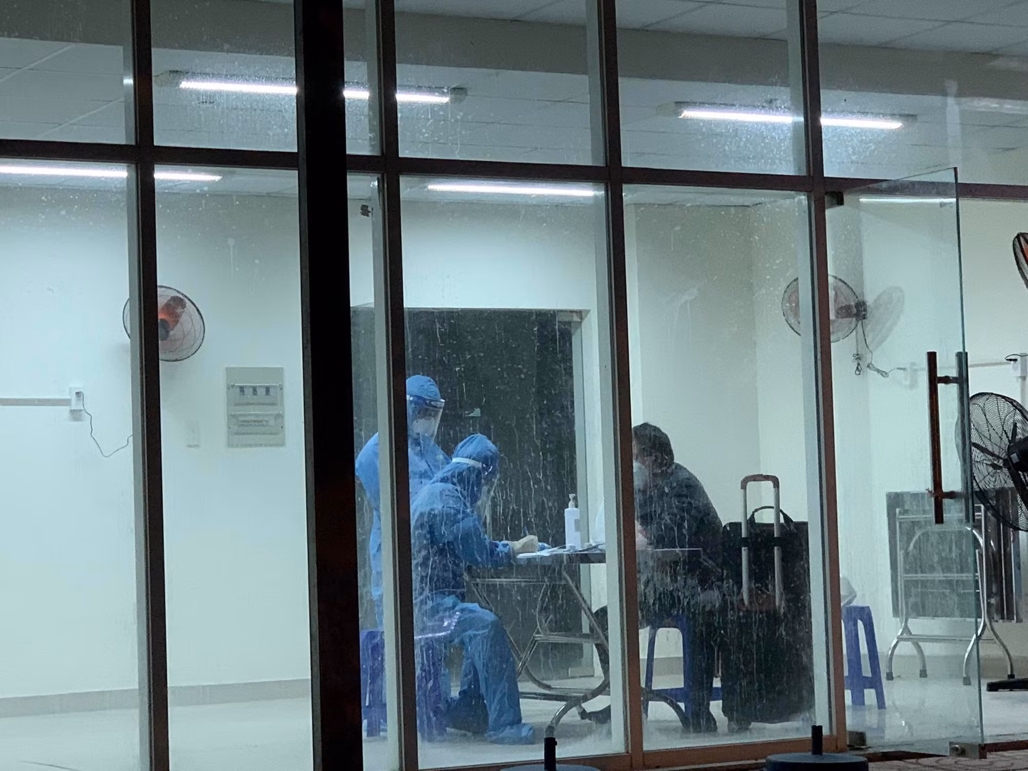 TP Hồ Chí Minh đã có 12 ca nhập cảnh được phát hiện nhiễm Omicron -0
