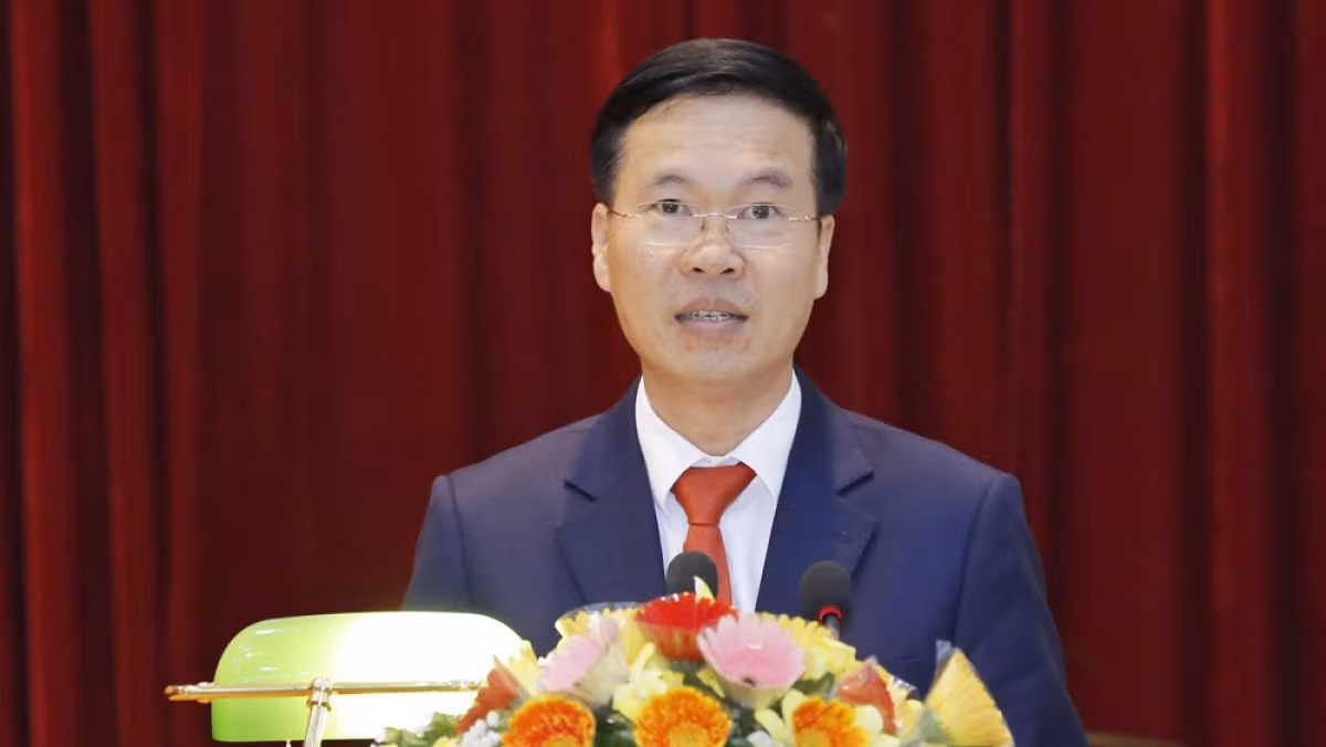 Từ nay đến năm 2025, mỗi năm cử khoảng 400 cán bộ đi nước ngoài bồi dưỡng -0