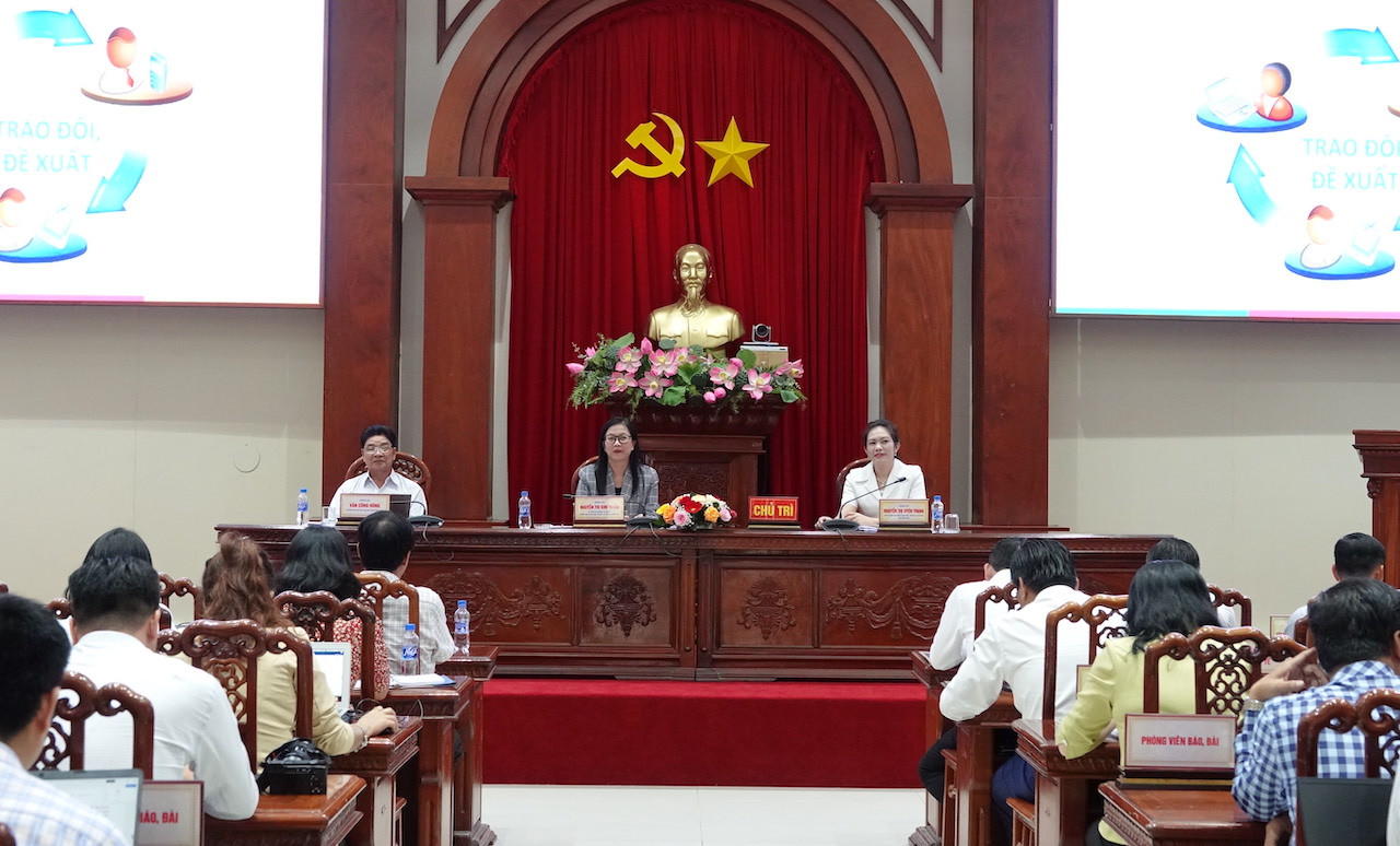 z7045238841712_edbf5d0cc9d05a6849a591ae117a31a7.jpg -0