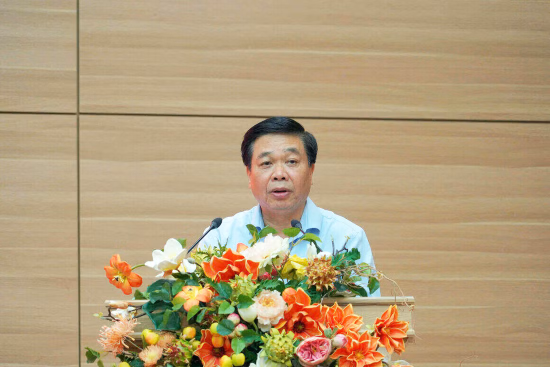 Hưng Yên chuẩn bị chu đáo văn kiện và nhân sự cho Đại hội Đảng bộ tỉnh lần thứ I -0