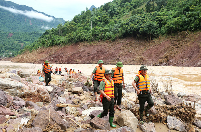 Công an nhân dân vì Đảng, vì dân -0